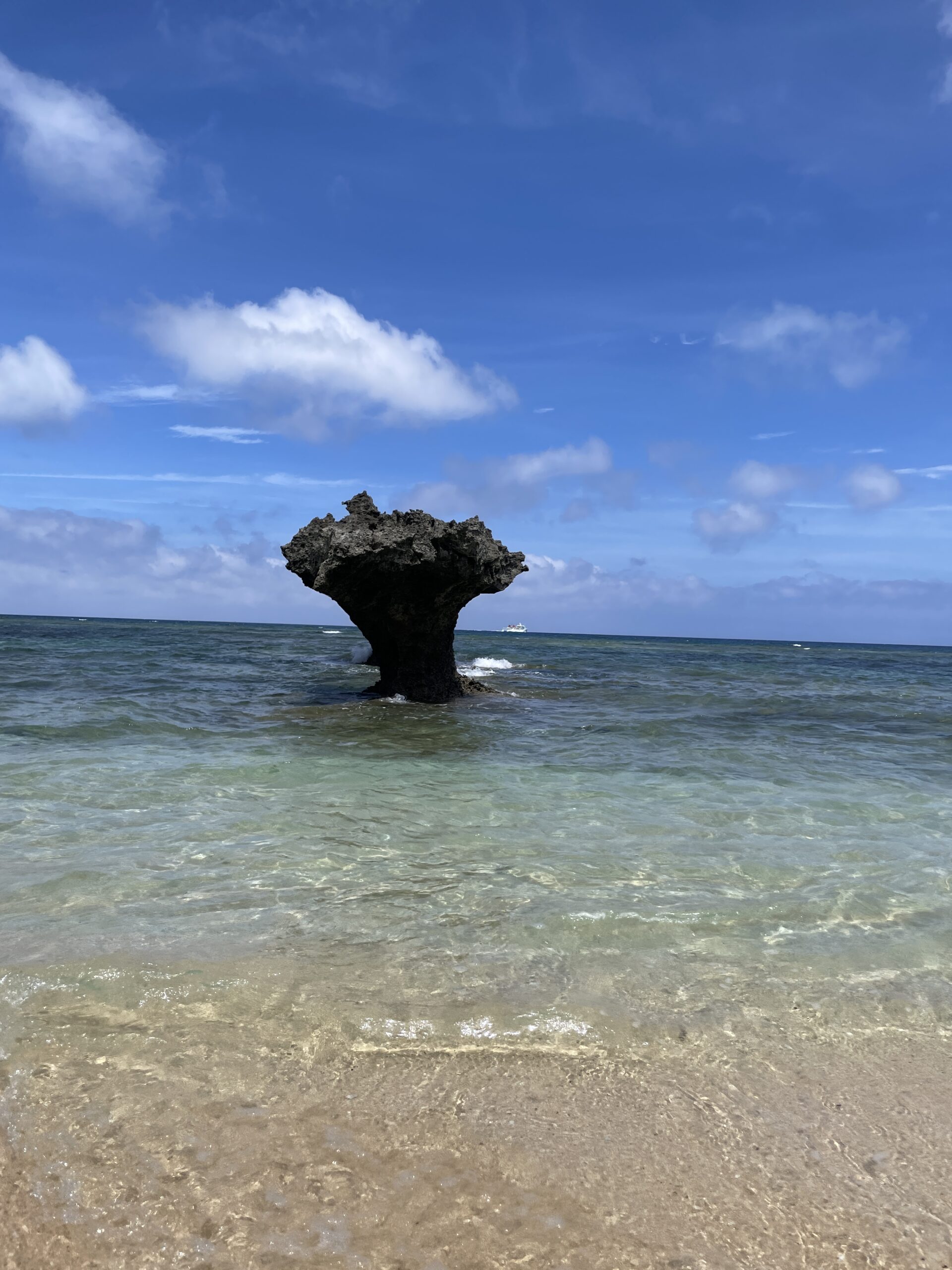 古宇利島のハートロック